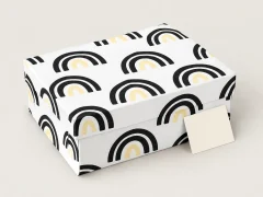 Arch Garden Gallery Box, box closed with its printed lid
