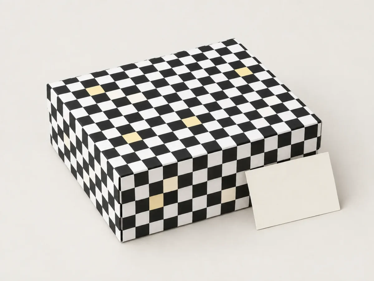 Check Room Welcome Box, box closed with its printed lid