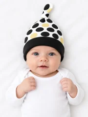 Dot Theory Knot Hat in use