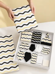 Wave Hall Grand Opening Box in use