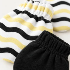 Wave Hall Scratch Mitts Duo close up