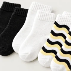 Wave Hall Sock Trio close up