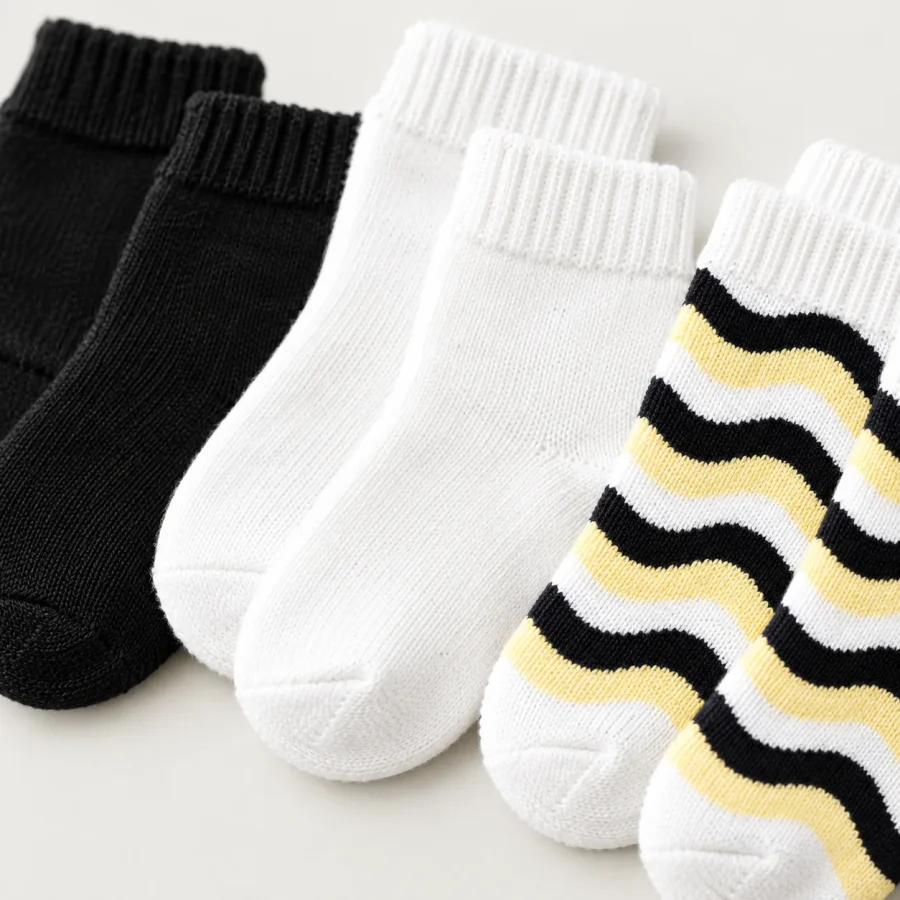 Wave Hall Sock Trio close up